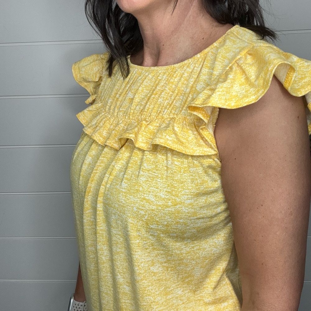 Lularoe Stasha Ruffle Top - Picture 4 of 5